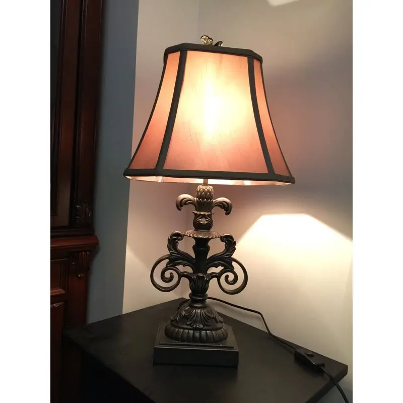 Настольная лампа в европейском стиле для кабинета прикроватный светильник ретро