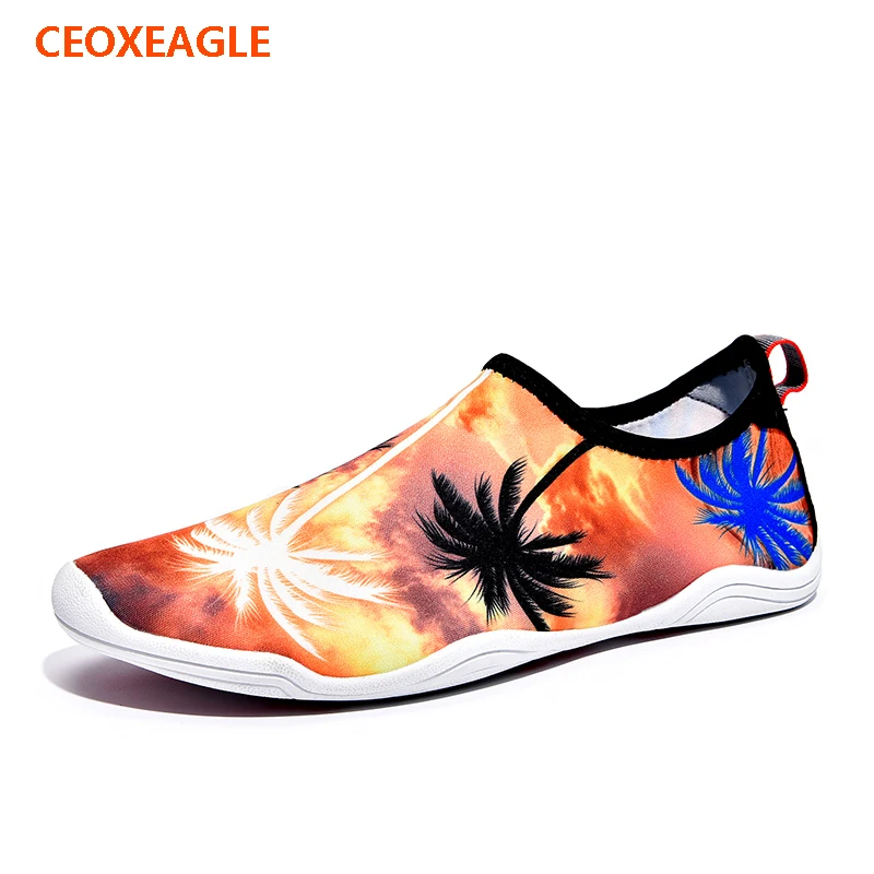 Акватуфли для плавания мужчин и женщин мягкая обувь пляжа кемпинга плоская