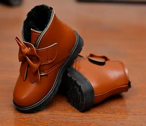 

2018 new autumn and winter girl boots fashion children's Martin boots ankle boots plus velvet warm Winter Snow Boots Leather Chi
