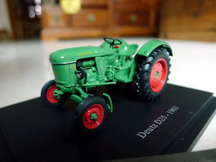 Сельскохозяйственные тракторы UH 1:43 Deutz D25 1963 игрушки из сплава для детей детская