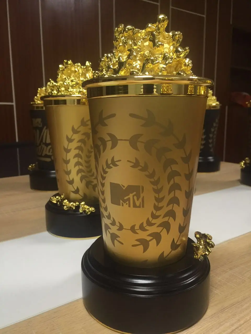 2017 MTV movie awards trophy Popcorn Awards Movie Popcorn|movie award trophies|award trophytrophy trophies |