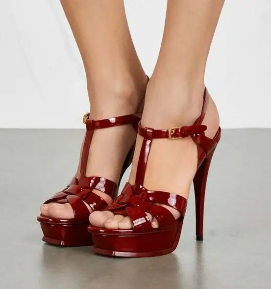 Телесные лакированные кожаные сандалии на платформе женские высоком тонком