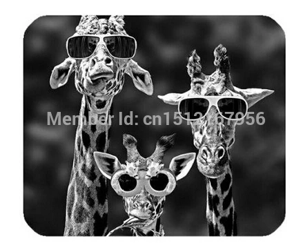 Бесплатная доставка 2015 дома украшения на заказ коврики семья из жираф забавный