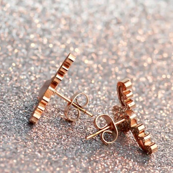 100% Высокое качество модные серьги в виде лисьей морды цвета розового золота