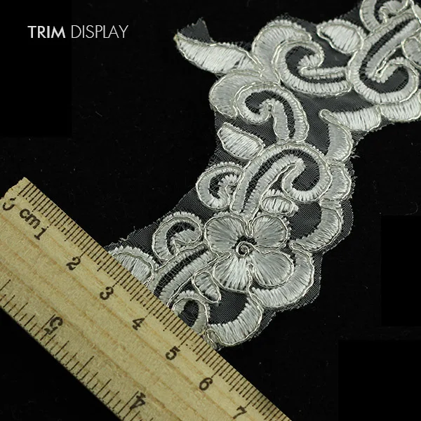 

Embroidered Lace Fabric Ribbon Trim White Silver Guipure Applique Motif Scrapbooking Sewing Supplies for Wedding Dress 14yd/T860