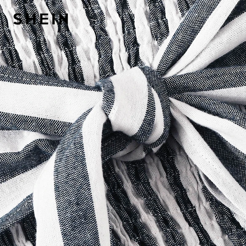 SHEIN модный топ-бандо с завязками спереди и шорты с помпонами, комплект, летний комплект из двух предметов в синюю полоску без рукавов с открытыми плечами