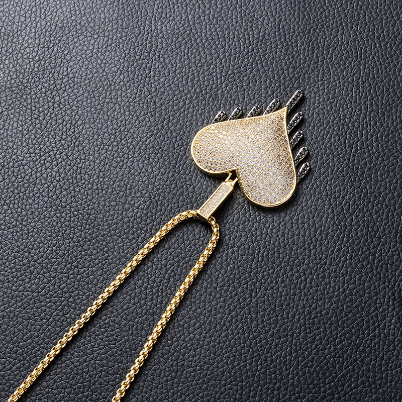 

Gold Color Copper Zircon Pendant Necklace Heart Shape Represents Pure Love Men And Women Neutral Valentine's Day Gift Necklace