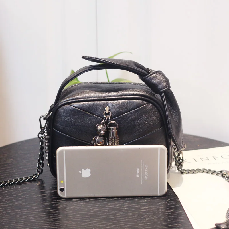 Женская сумка через плечо с заклепками и цепочкой Повседневная маленькая