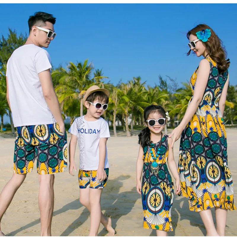 Одинаковые комплекты для всей семьи футболка папы и сына штаны платье с