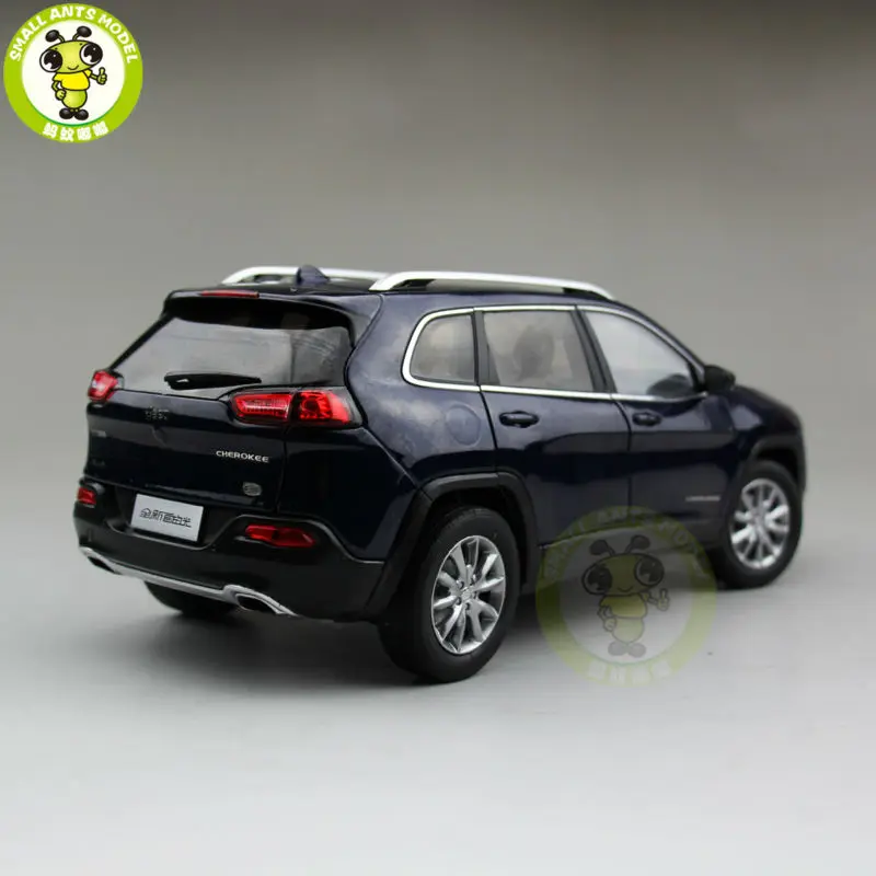 Коллекция коллекционных моделей автомобилей Suv Cherokee 1/18 года выпуска под