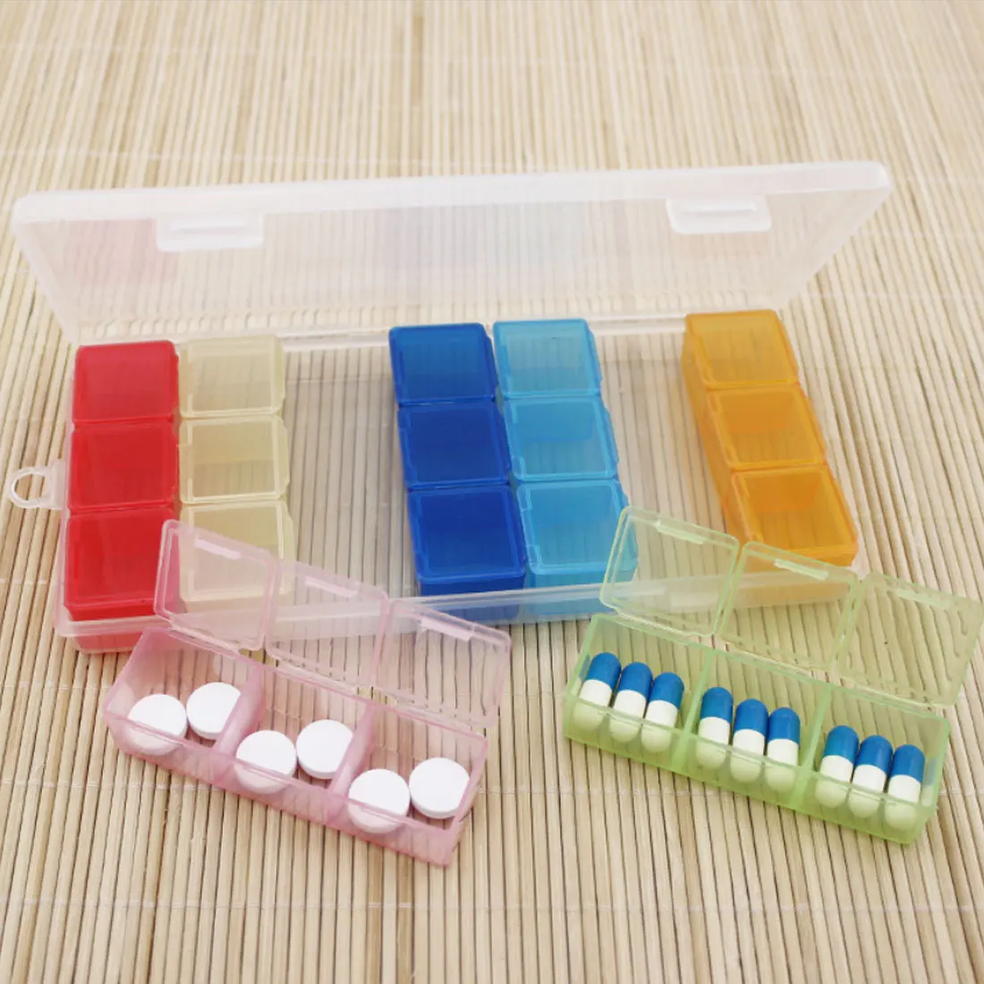 Полипропиленовый (нетоксичный) чехол для планшета с 21 отсеком еженедельный