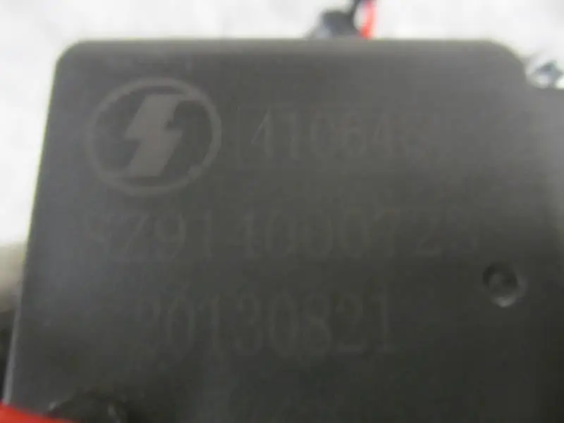Shaanxi Shacman Delong F3000 части грузовика Электрический водяной клапан SZ914000723