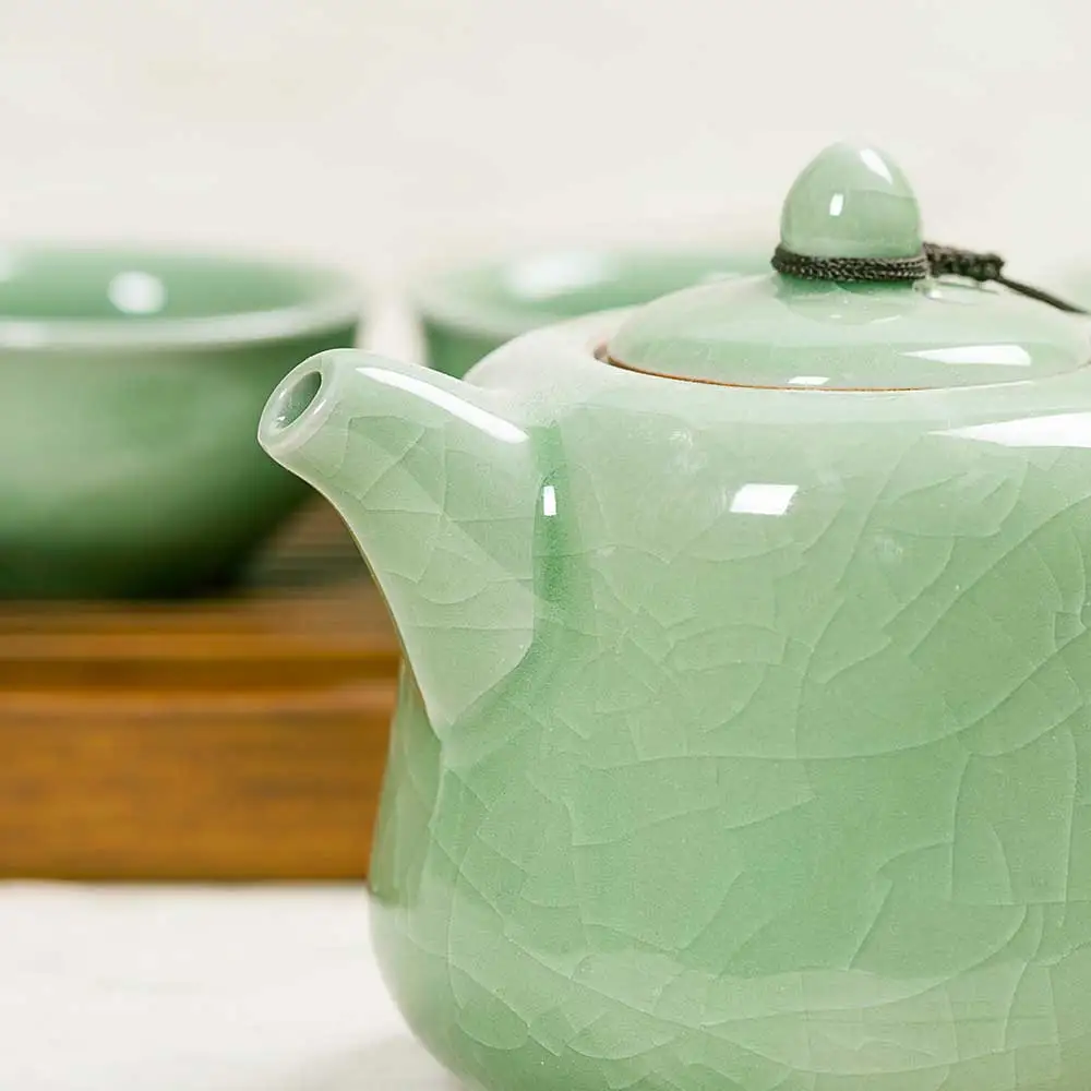 Newchinaroad green Chinese kung fu tea set with crackled glaze including 1 teapot*6 teacups*1 sharing pot*1 strainer (10pcs) | Дом и сад