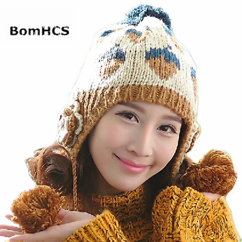 Женская зимняя теплая шапка BomHCS с клубничным узором и большими цветами осенняя
