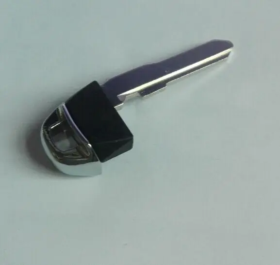 

New Smart Remote key Blade for Suzuki Car key Blade