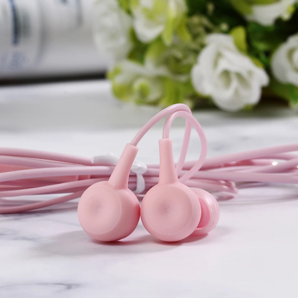 KISSCASE карамельный цвет наушники-вкладыши Бас Звук для смартфона Спортивные Игры наушники с микрофоном 3,5 мм Музыка силиконовые наушники