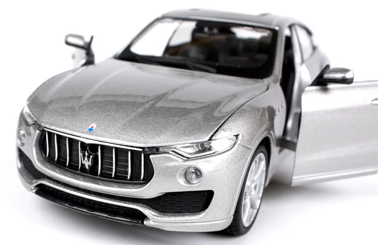 Bburago 1:24 Maserati SUV моделирование сплава Модель автомобиля ремесла украшения коллекция игрушка инструменты подарок