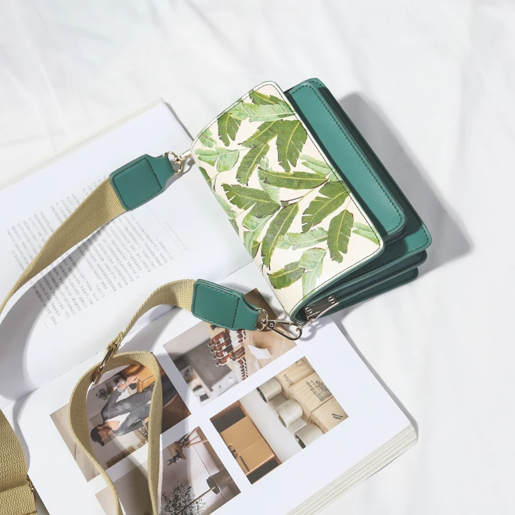 Зеленый и розовый с принтом листьев из искусственной кожи Для женщин Crossbody Сумка