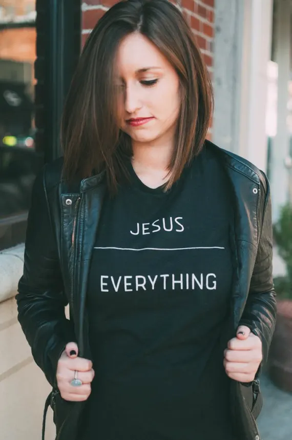 

Sugarbaby Jesus Over Eveything T-Shirt Girl Cotton Tumblr Tee Christian Ladies Shirt Graphic Letter Crewneck t shirt Casual Tops