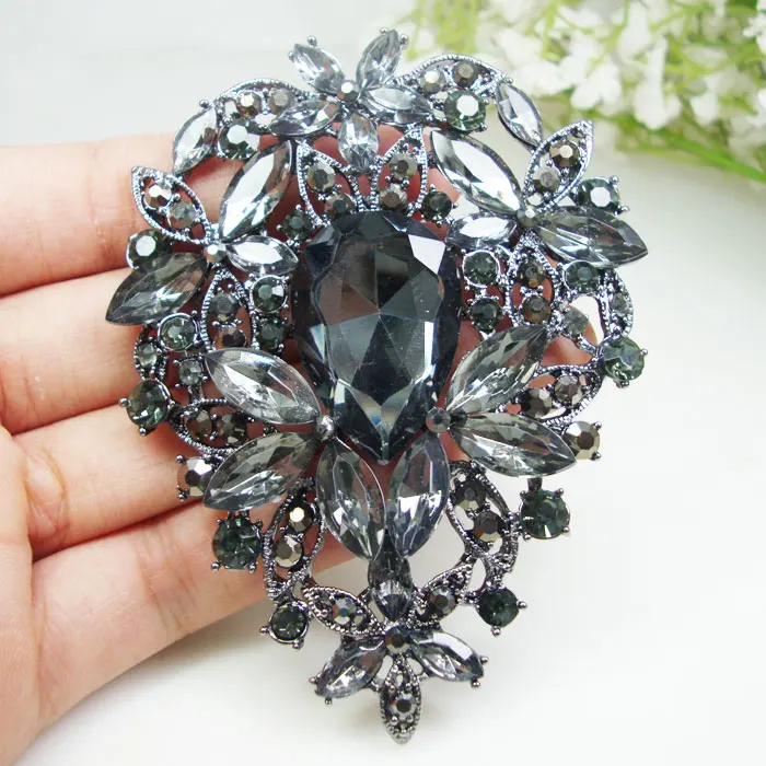 

Crystal Brooch Vintage Black Flower Woman Brooch Pin Rhinestone Gifts