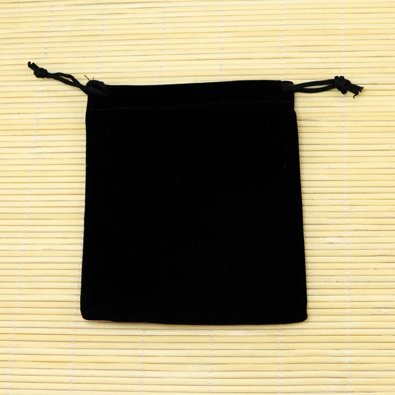 

100pcs/lot 7x9 9x12cm Black Velvet Bag Small Charms Jewelry Packaging Bags Christmas Wedding Favors Candy Gift Bag Free Shipping