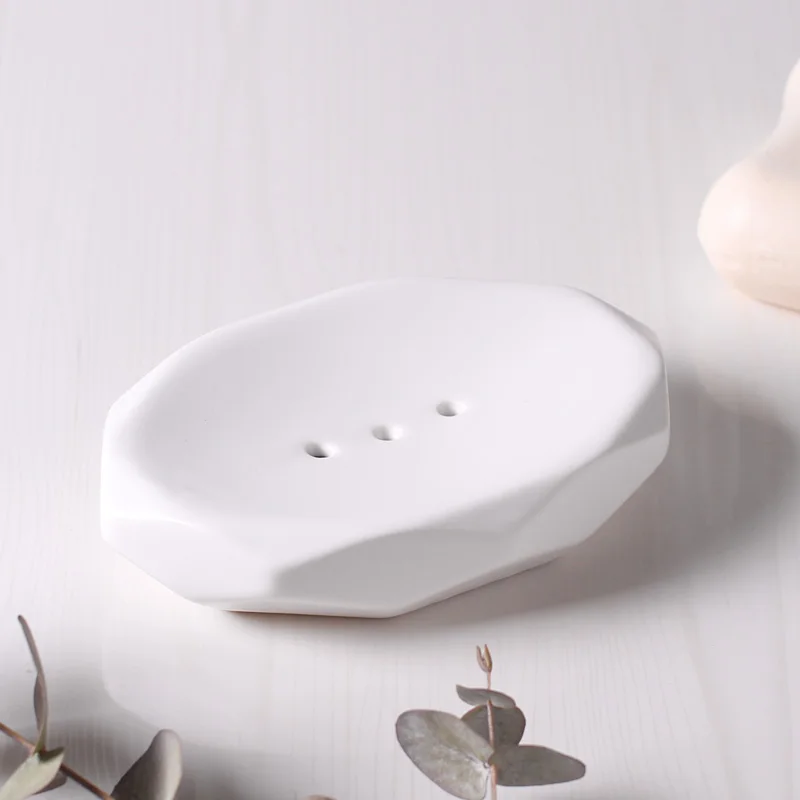 Ceramics Bathroom Supplies Toothbrush Cup Toothbrush Holder Lotion Bottle Soap Dish 2-piece Set Creative Bathroom Supplies - Цвет: A--Soap dish