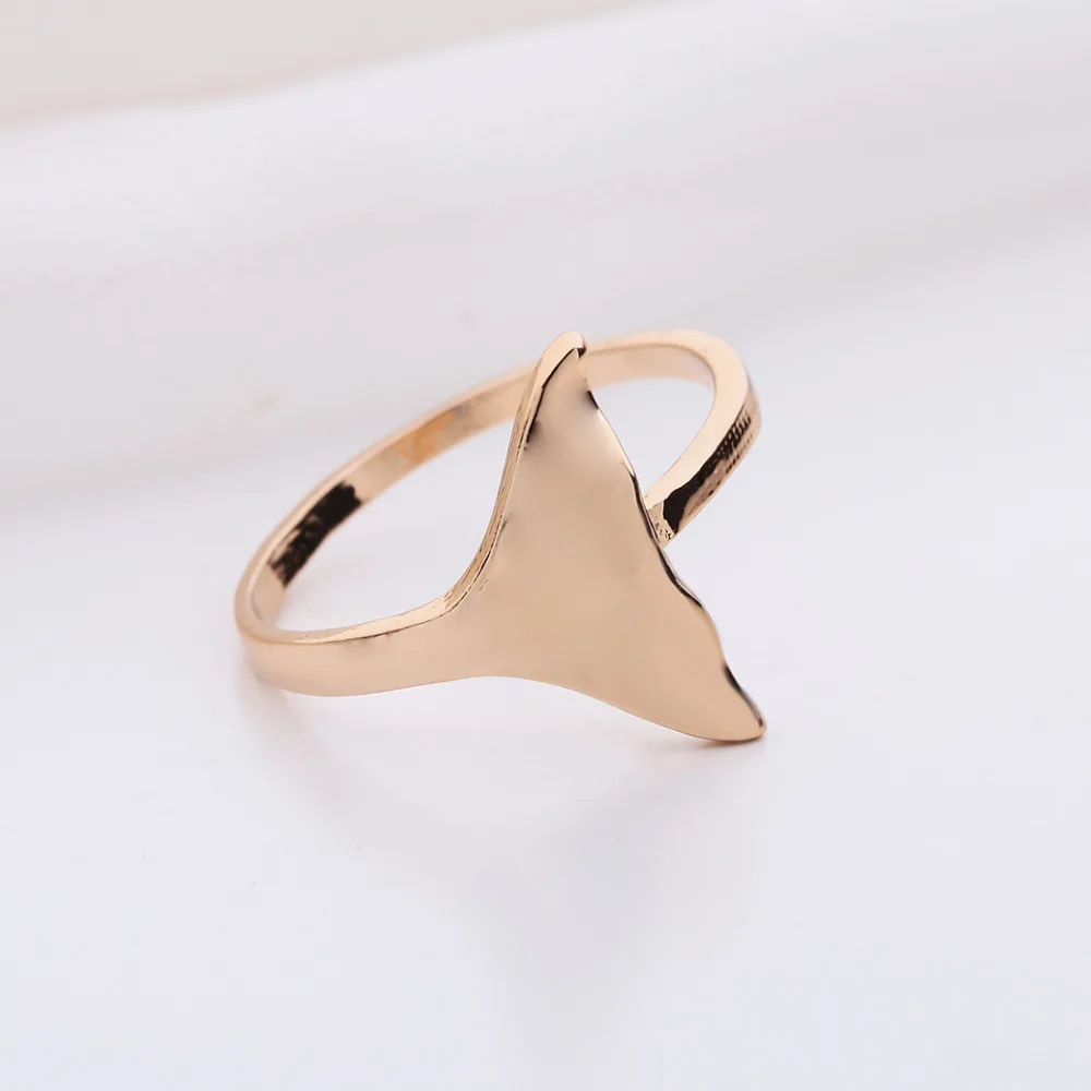 Женское кольцо с хвостом Кита Cxwind регулируемое геометрическое треугольным