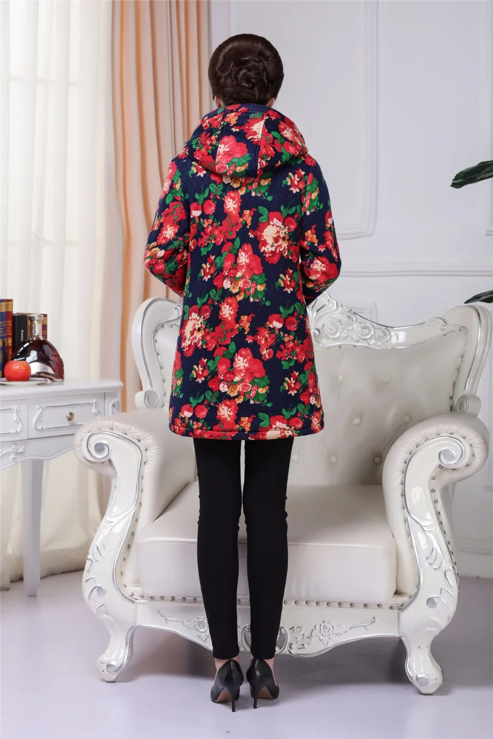 2018 среднего возраста Для женщин зимние теплые куртки пальто Женский печати на