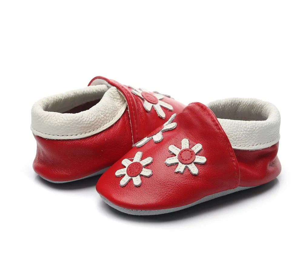 Детская обувь из натуральной кожи с рисунком Разноцветные мокасины для самых