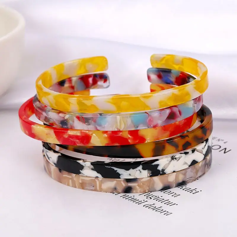 Модные женские браслеты акриловый лист Открытый браслет простой узкий черный