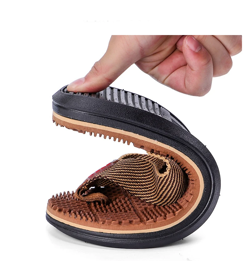 Zapatillas hombre; Лидер продаж года; модные массажные Вьетнамки; мужские уличные Тапочки для ванной; Высококачественная Мужская нескользящая обувь в полоску на плоской подошве