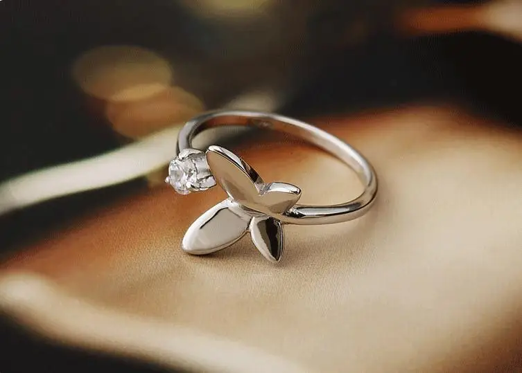 Женское регулируемое кольцо из серебра 100% пробы с цирконом | Украшения и