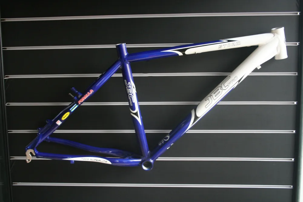 JBCpro штормовой алюминиевый сплав MTB рама 26 &quot18&quot белый/синий прозрачный сток цена