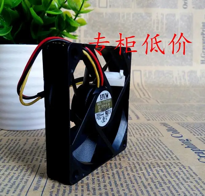 Оптовая продажа: оригинальный подлинный F7015B12HB 7015 AC/DC 12V 0.3A 7 см 70*70*15 мм 3-линии