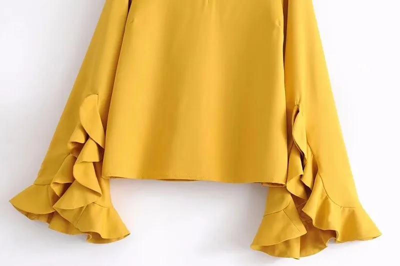Korobov 2019 Spring New Fashion Blouse Feminina Vintage Solid Female Shirt O-Neck Flare Sleeve Yellow Split Blusas 76750 |
