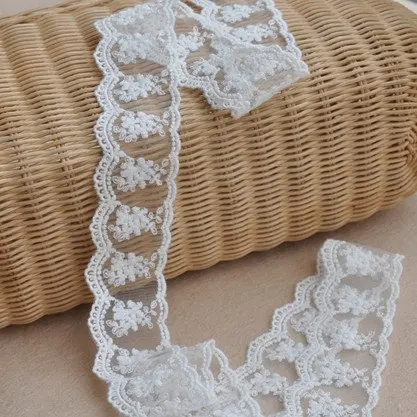 

10 yards Lace Trim Embroidered Lace With Scalloped Trim, LT130EM