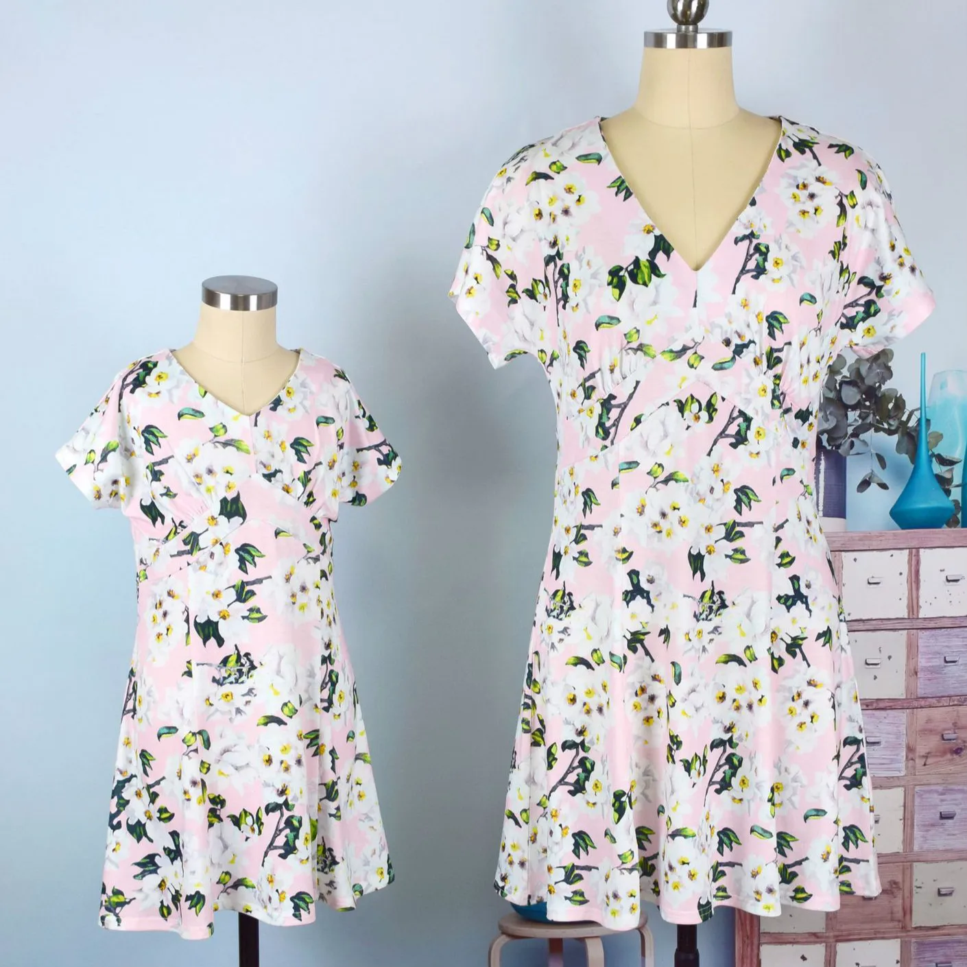 Платья для мамы и дочки короткий рукав v-образным вырезом летнее платье Семейные