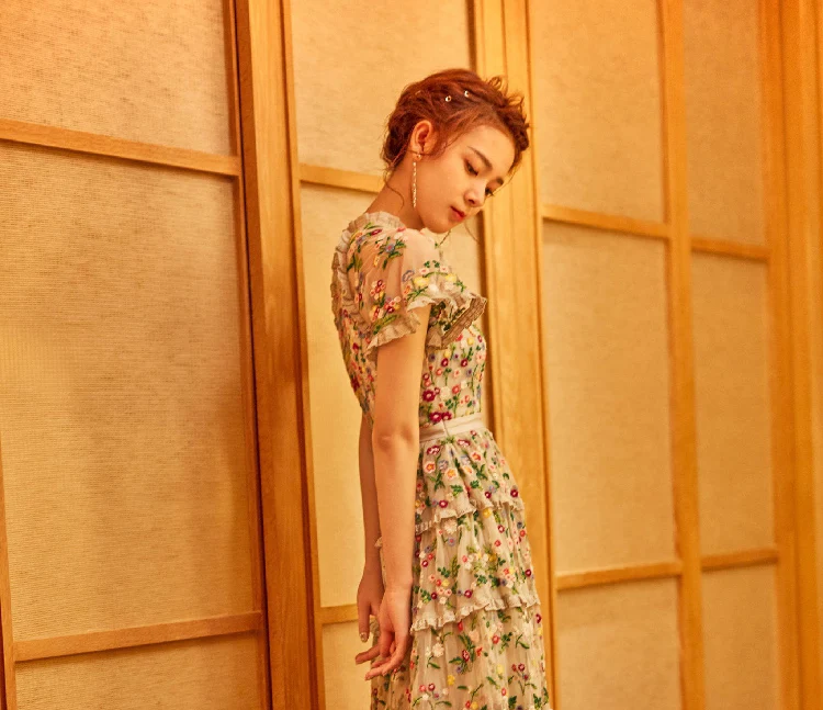 New Fashion Runway Summer Dress Women's Flare Sleeve Floral Embroidery Elegant Mesh Hollow Out Midi Dresses