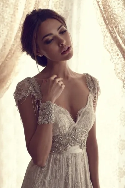 Luxury Beaded Romantic Lace Wedding Dresses Sweetheart Sexy Backless Bridal Gowns Fashion 2015 Vestido De Noiva Vintage HL479 | Свадьбы и