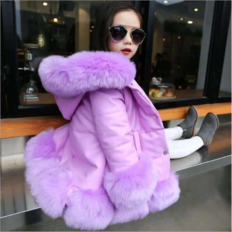 Детская куртка из искусственной кожи с воротником искусственного меха в стиле