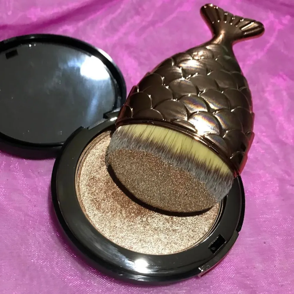 Кисть для нанесения основы под макияж рыбий хвост|blush contour|foundation brushmakeup brushes professional