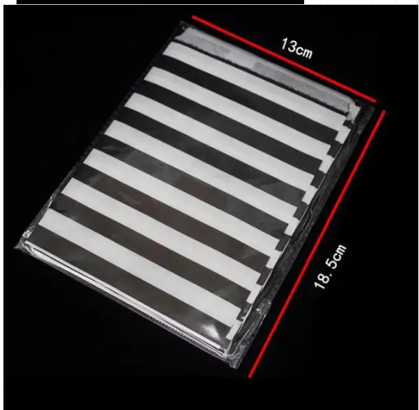 

250 pieces Kraft Paper Popcorn Bag Wavy Stripes Candy Box Christmas Goodie Bags Printed Paper Treat Bags Wedding Birthday