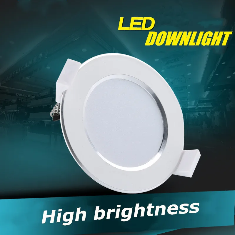 Светодиодный потолочный светильник встраиваемый Точечный с регулируемой