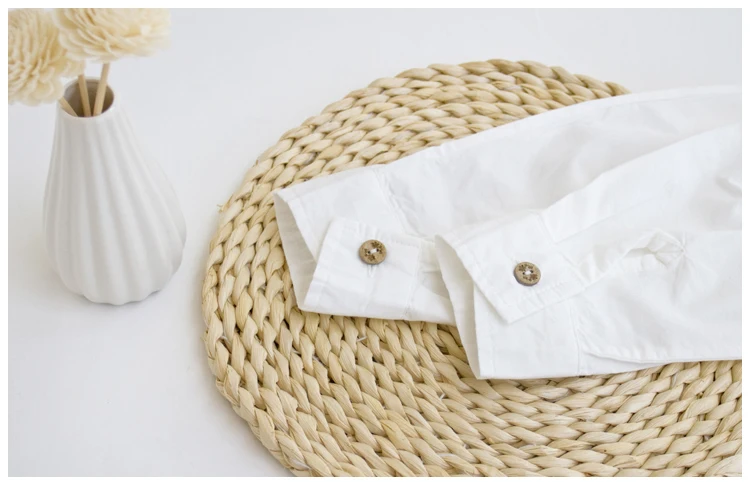 

TAJIYANE 2018 New Design Spring And Autumn White Woman Shirt Plus Cashmere Warm Cotton Slim O-Neck Collar Female Shirt LD064