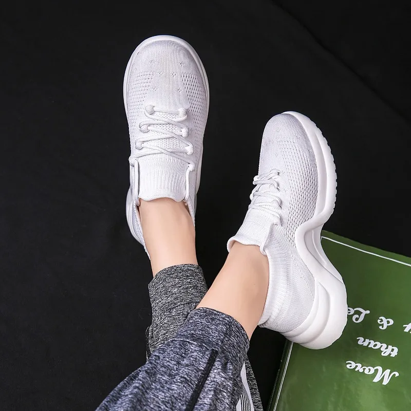 2019 теннисные туфли для Для женщин розового белого и черного цвета спортивные