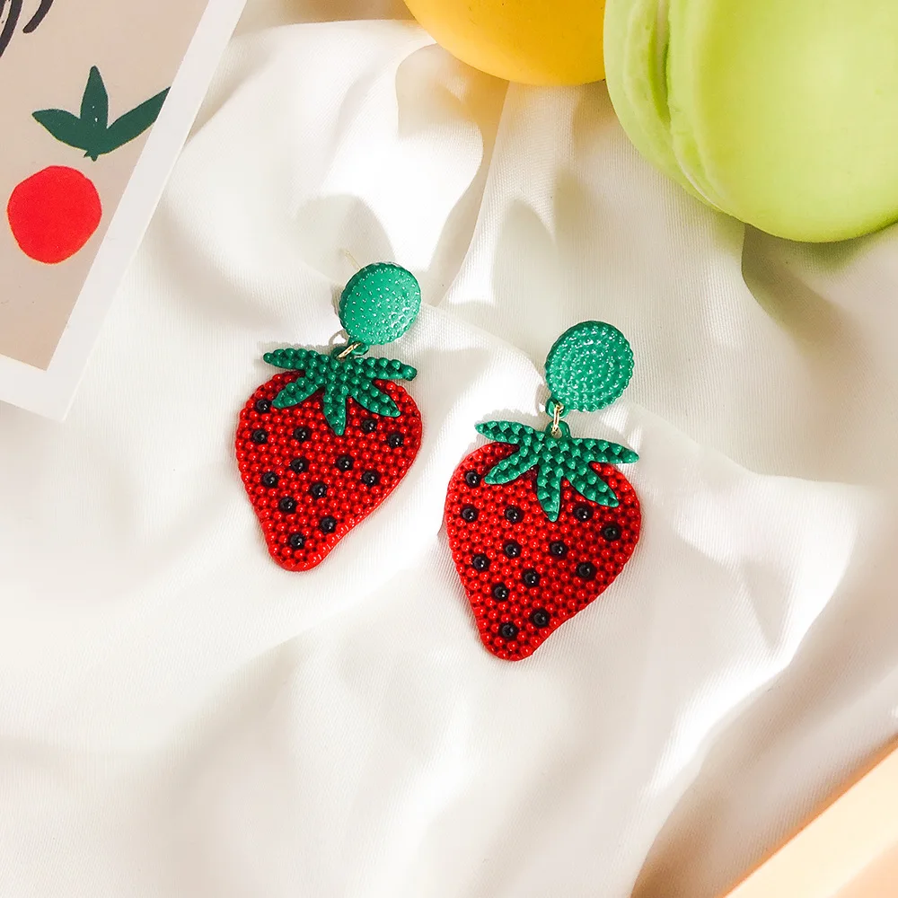 Женские серьги капельки в японском стиле оригинальные модные с клубникой