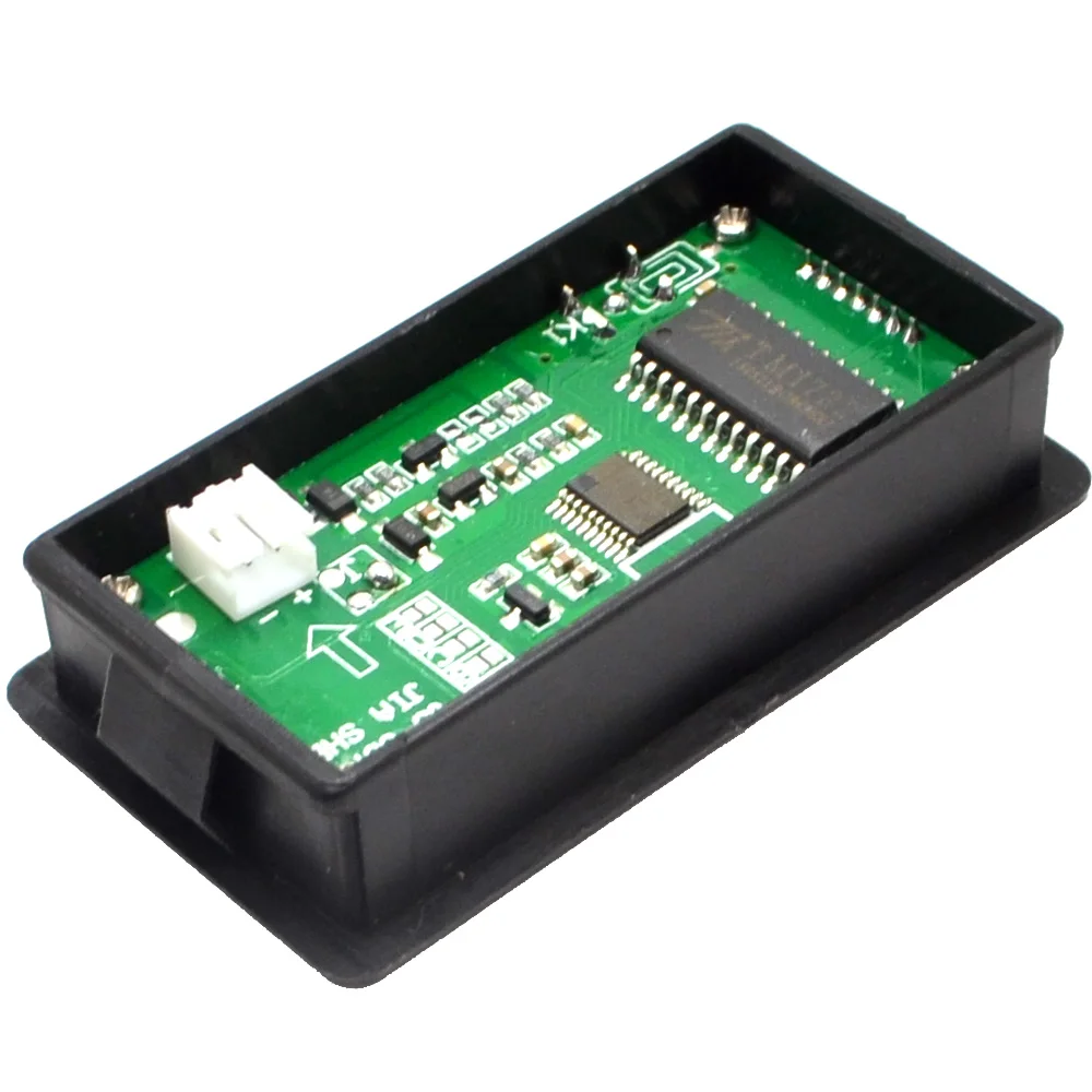 Цифровой вольтметр с индикатором емкости свинцово литиевых аккумуляторов 8 70