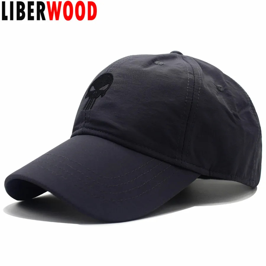 LIBERWOOD Мужская бейсболка с вышитым изображением героя Карателя мужская летняя