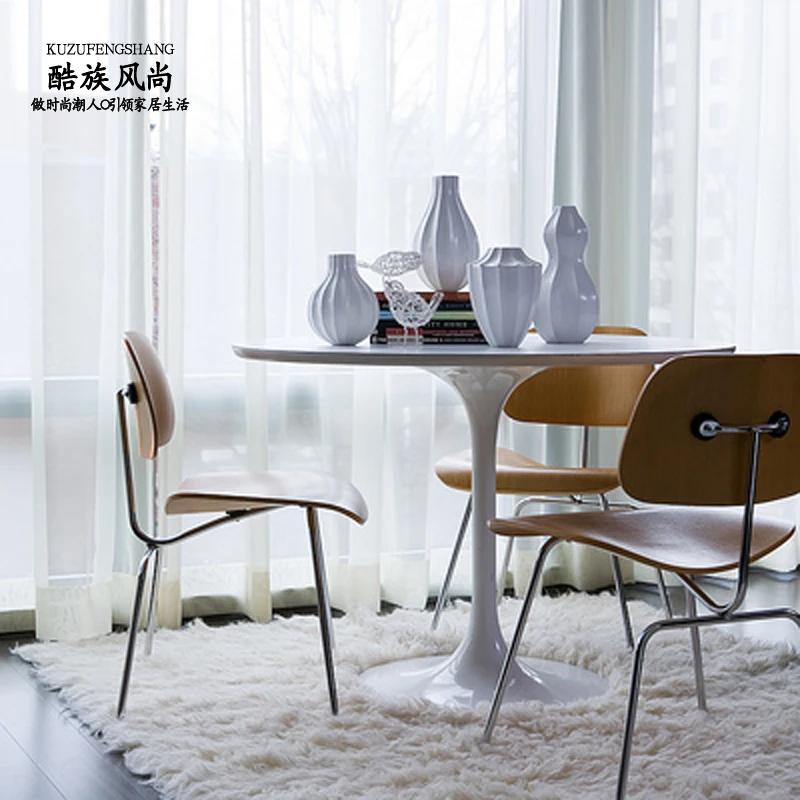 Fiberglass tulip table round conference to discuss computer desk Continental dining stylish reception | Мебель