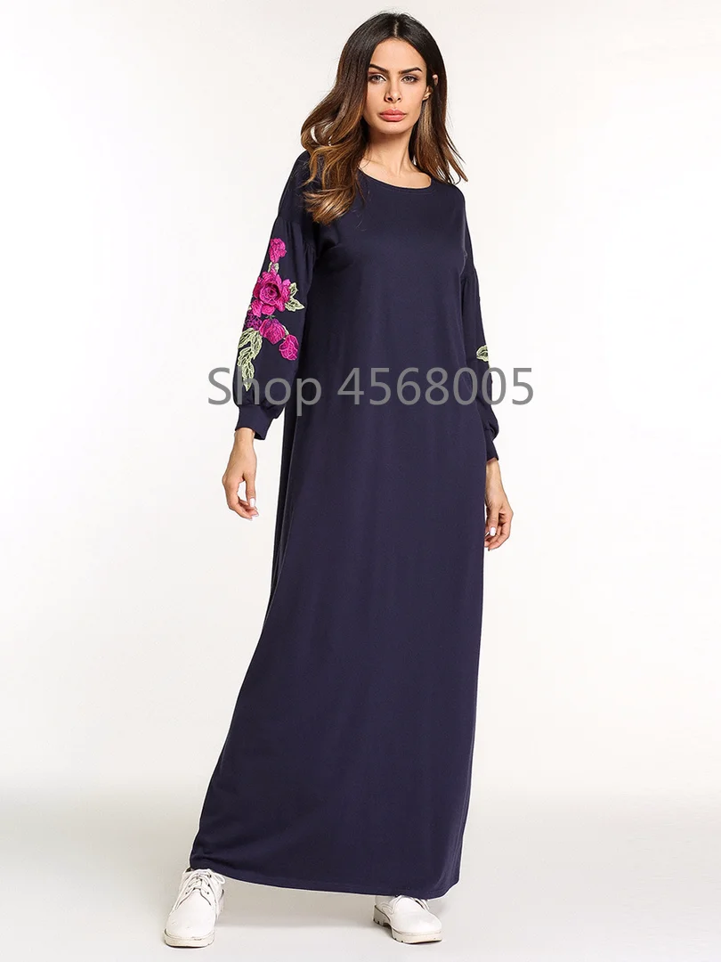 Women's Embroidery Maxi Dress O-neck Loose Muslim Abaya Long Sleeve Middle East Robe Ramadan Arabic Islamic Prayer Clothing |